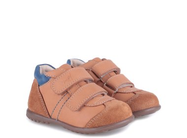 Karmelowe pierwsze buty Emel Roczki Wimbledon